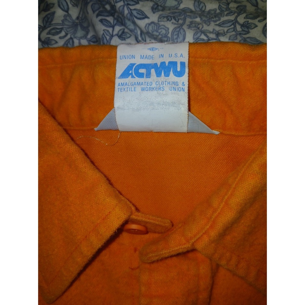 Vtg Carhartt Rugged Outdoor Wear Shirt Men's Med Orange Chamois Flannel Work USA - Picture 4 of 12